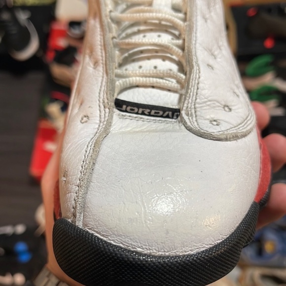 Jordan 13 chicagos - Picture 3 of 6